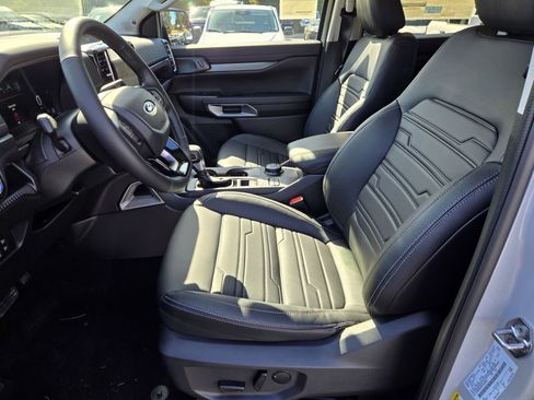 New 2026 Ford Ranger Lariat w/ FX4 Off-Road Package AWD/4WD image 8