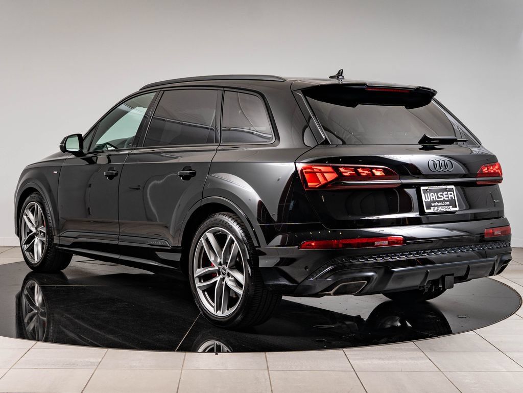 Used 2026 Audi Q7 3.0T Prestige AWD/4WD image 6