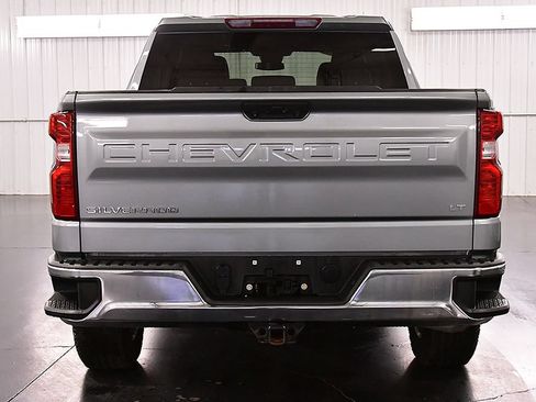 Used 2023 Chevrolet Silverado 1500 LT AWD/4WD image 6