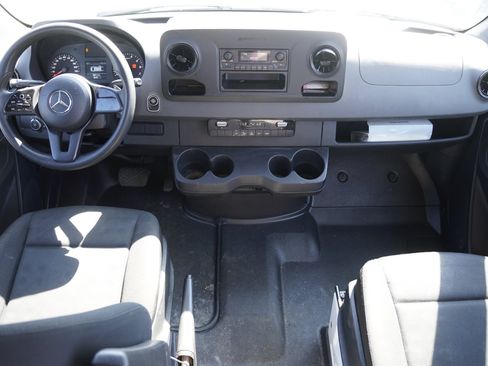 Used 2021 Mercedes-Benz Sprinter 2500 w/ Driver Convenience Package image 20