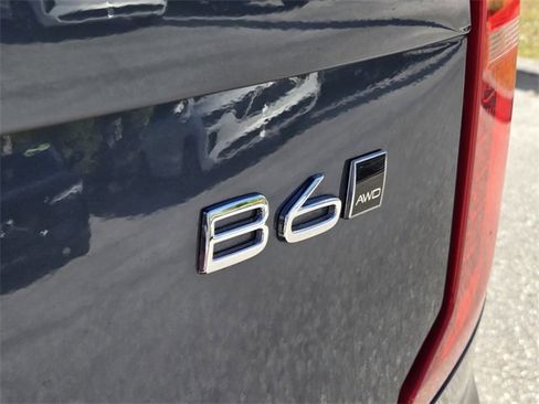 Certified 2023 Volvo XC90 B6 Core w/ Climate Package image 16