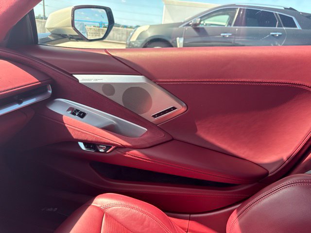 Used 2021 Chevrolet Corvette Stingray Premium Conv w/ Z51 Performance Package RWD image 9