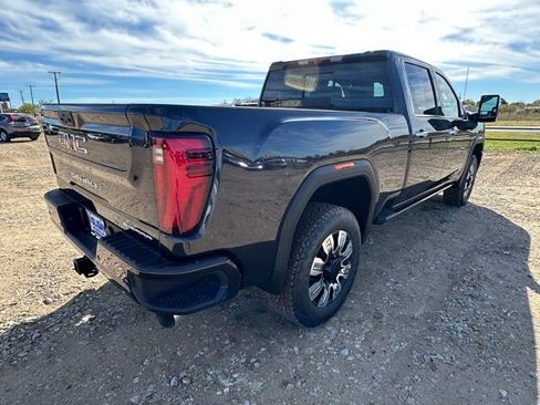 New 2026 GMC Sierra 2500 Denali w/ Denali Reserve Package image 5