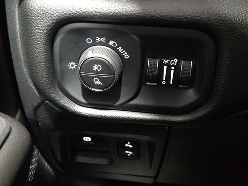 Used 2025 RAM 1500 Big Horn image 29