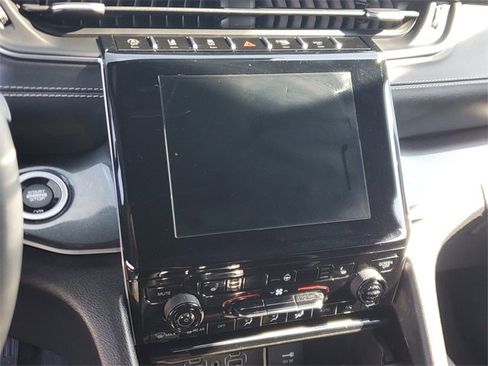 Certified 2023 Jeep Grand Cherokee L Laredo image 25