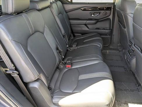 Used 2023 Honda Pilot EX-L image 19