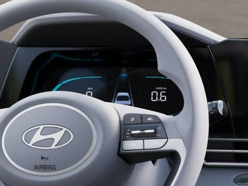 Certified 2026 Hyundai Elantra Hybrid FWD image 14