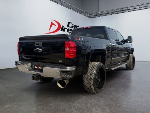 Used 2019 Chevrolet Silverado 2500 LTZ w/ Duramax Plus Package image 12