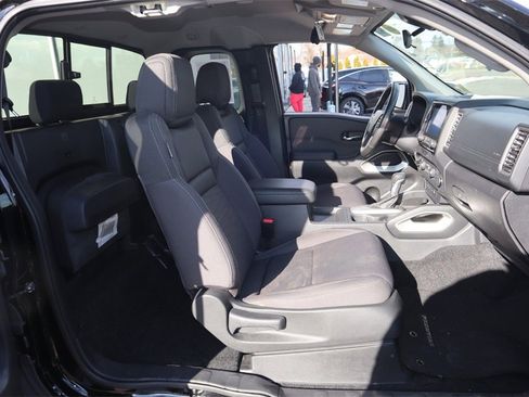 Certified 2024 Nissan Frontier SV w/ SV Convenience Package image 27