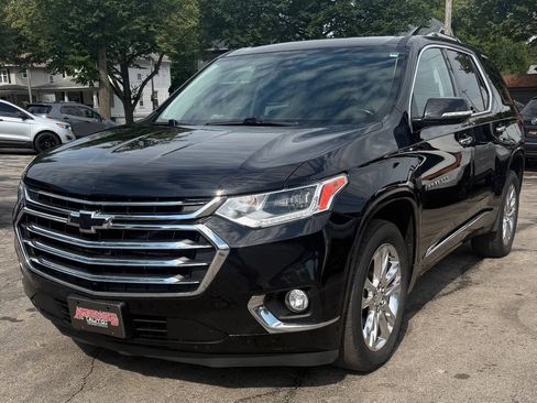 Used 2019 Chevrolet Traverse High Country w/ LPO, Floor Liner Package AWD/4WD image 3