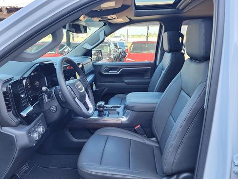 New 2026 GMC Sierra 1500 SLT w/ SLT Premium Plus Package AWD/4WD image 17