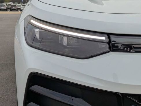 New 2026 Volkswagen Tiguan SE R-Line FWD image 10