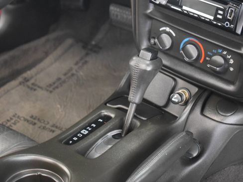 Used 2002 Chevrolet Camaro Z28 RWD image 55