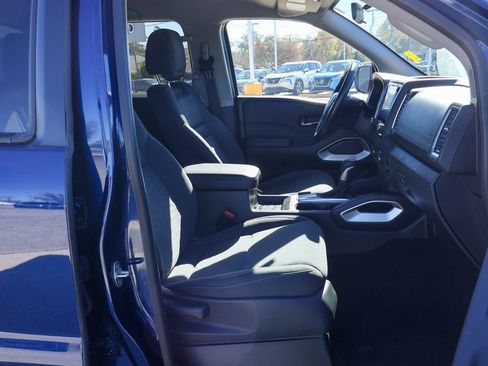 Used 2023 Nissan Frontier SV w/ SV Convenience Package image 8