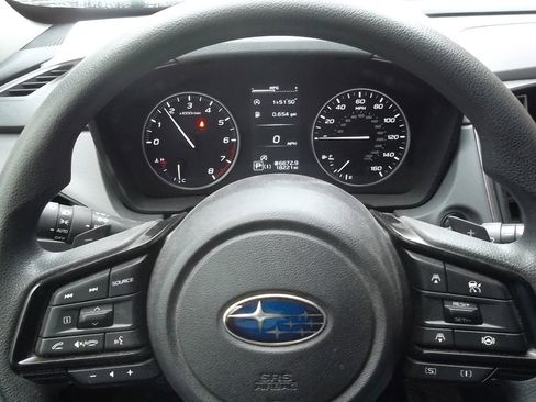 Used 2024 Subaru Crosstrek 2.0i Premium image 10