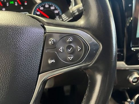 Used 2019 Chevrolet Traverse LT AWD/4WD image 28