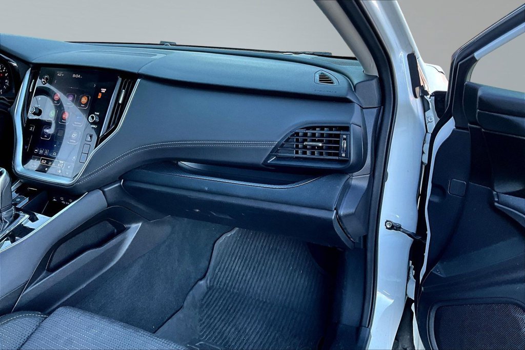 Used 2022 Subaru Outback Premium AWD/4WD image 27