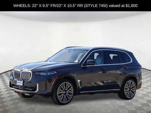 Used 2026 BMW X5 sDrive40i w/ Premium Package RWD image 3