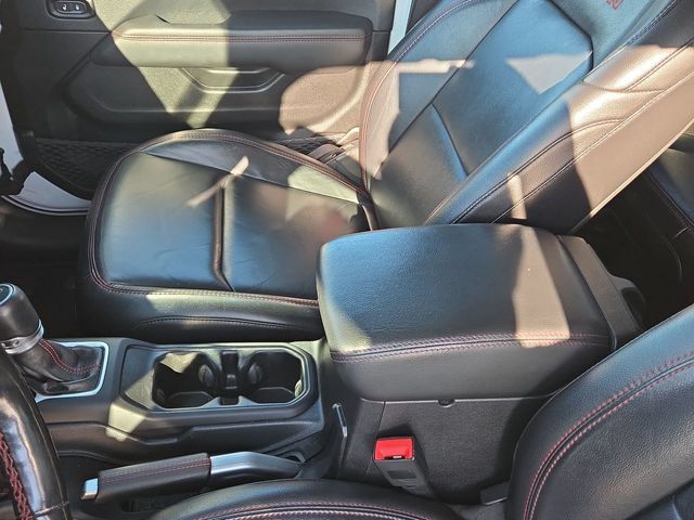 Used 2019 Jeep Wrangler Unlimited Rubicon AWD/4WD image 21