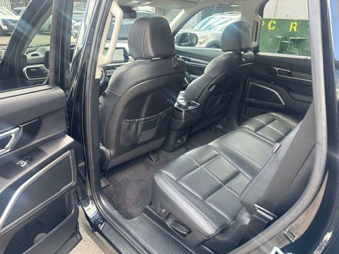Used 2024 Kia Telluride EX AWD/4WD image 25