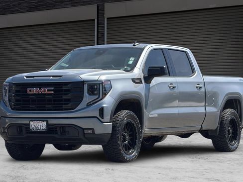 Used 2023 GMC Sierra 1500 Elevation AWD/4WD image 9