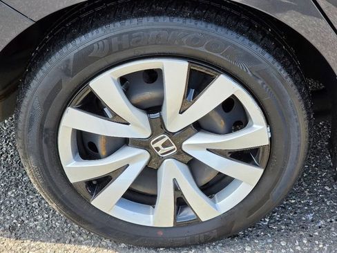 Used 2023 Honda Civic LX image 11