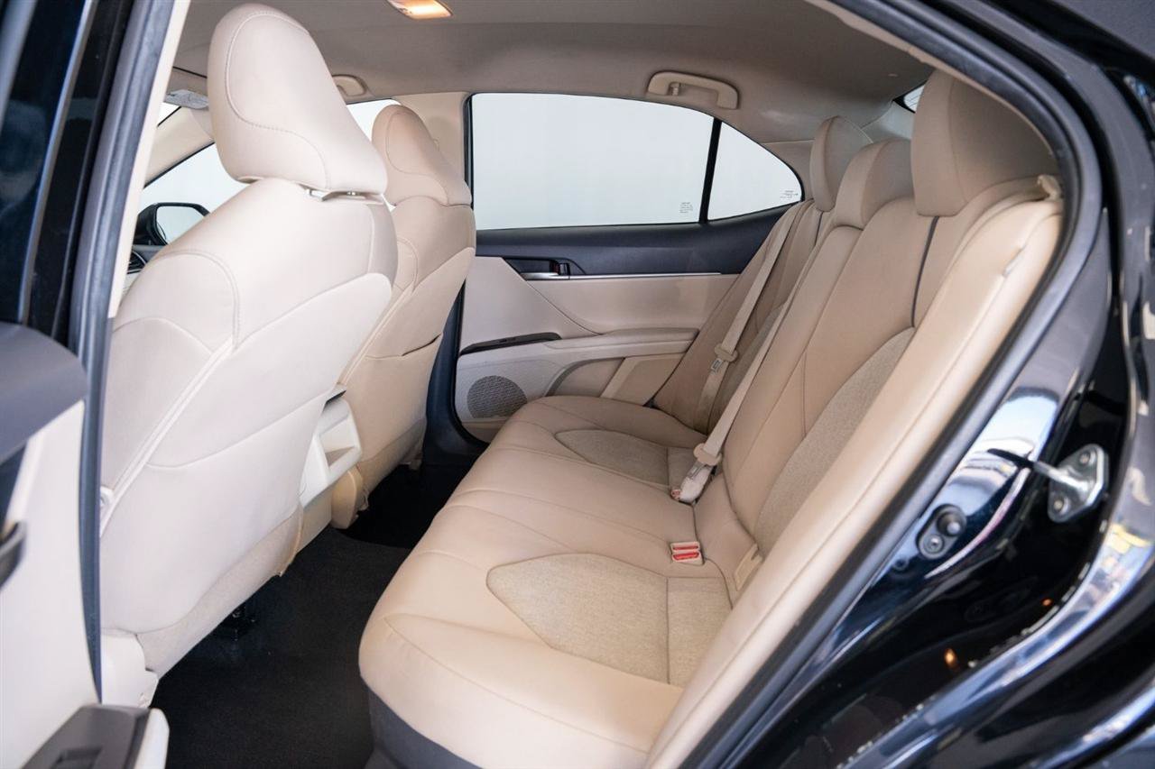 Used 2023 Toyota Camry LE FWD image 12