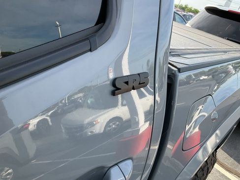 Used 2021 Toyota Tacoma SR5 image 9