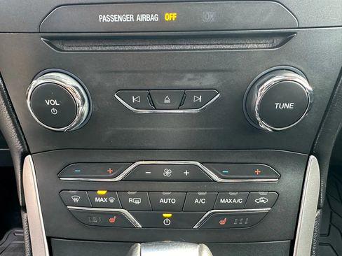 Used 2016 Ford Edge SEL w/ Equipment Group 201A image 21