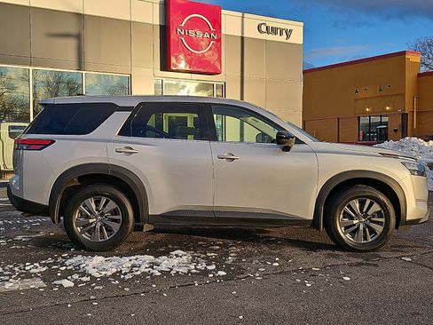 Certified 2023 Nissan Pathfinder S image 7