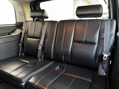 Used 2014 Chevrolet Tahoe LT image 14