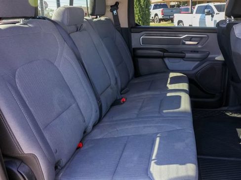 Used 2019 RAM 1500 Big Horn AWD/4WD image 18
