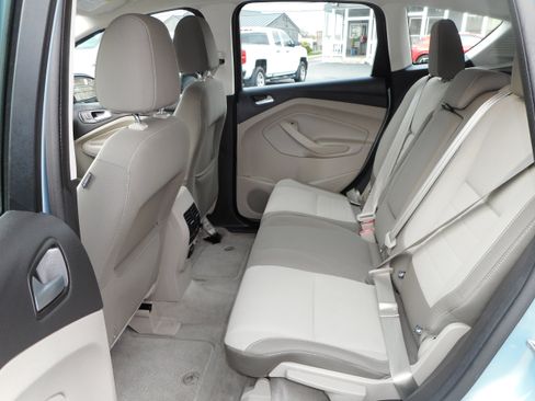 Used 2013 Ford C-MAX SE image 16