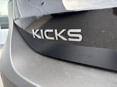 New 2026 Nissan Kicks SV w/ SV Premium Package AWD/4WD image 11