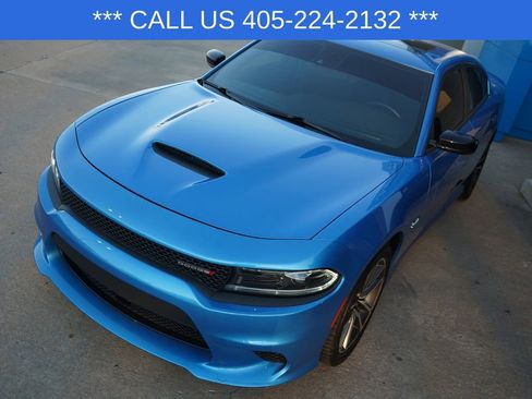 Used 2023 Dodge Charger R/T w/ Navigation & Travel Group image 15