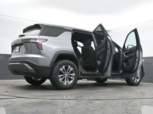 Used 2025 Chevrolet Equinox LT AWD/4WD image 52