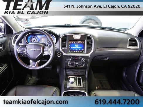 Used 2015 Chrysler 300 Limited image 16
