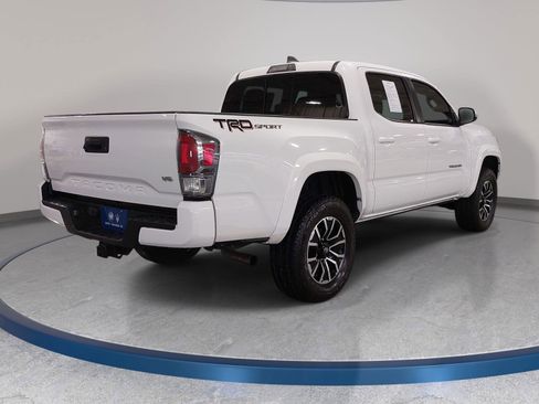 Used 2020 Toyota Tacoma TRD Sport image 5
