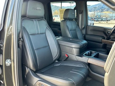 Used 2022 Chevrolet Silverado 3500 High Country w/ LPO, Hitch Package image 19