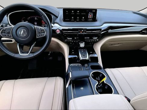Used 2024 Acura MDX FWD image 16