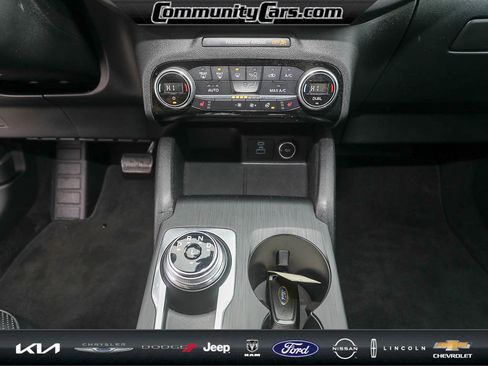 Used 2021 Ford Escape SEL image 19