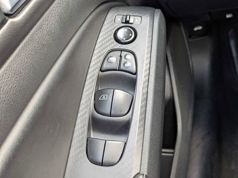 Used 2024 Nissan Altima 2.5 SV FWD image 23