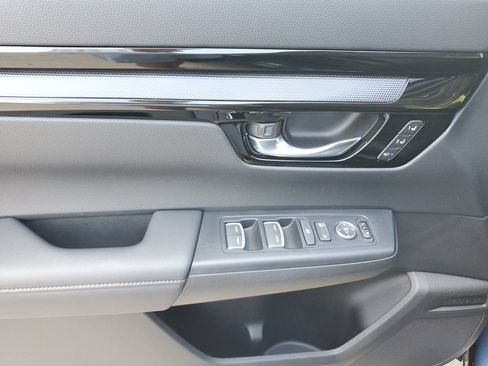 Used 2025 Honda CR-V EX-L image 25