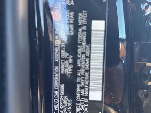 Used 2024 Volvo XC90 B5 Plus w/ Protection Package Premier image 30