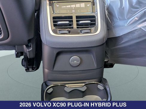 New 2026 Volvo XC90 T8 Plus w/ Protection Package Premier AWD/4WD image 18