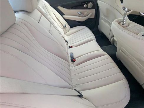 Used 2023 Mercedes-Benz E 350 4MATIC Sedan image 21