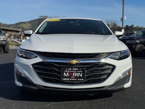 Used 2020 Chevrolet Malibu LS w/ Driver Confidence Package II image 3