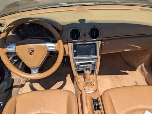 Used 2005 Porsche Boxster image 21