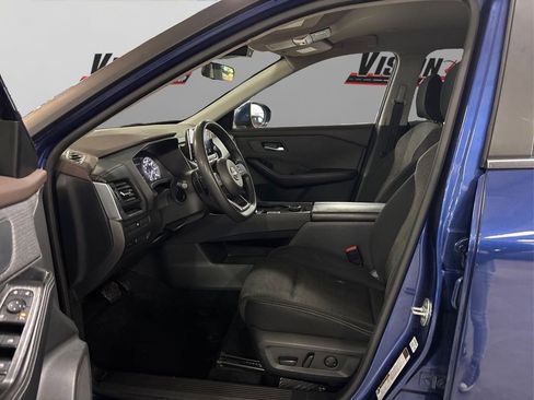 Certified 2023 Nissan Rogue SV image 9