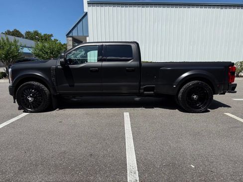 Used 2024 Ford F450 Limited w/ FX4 Off-Road Package AWD/4WD image 3